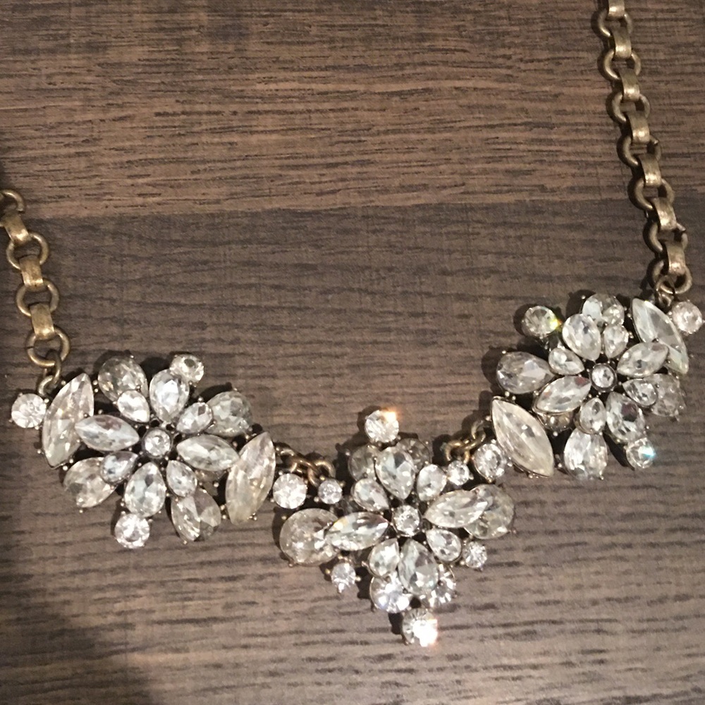 Statement necklace